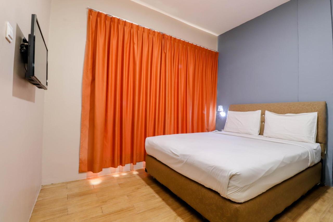 Hotel Blitz Batam Exteriér fotografie