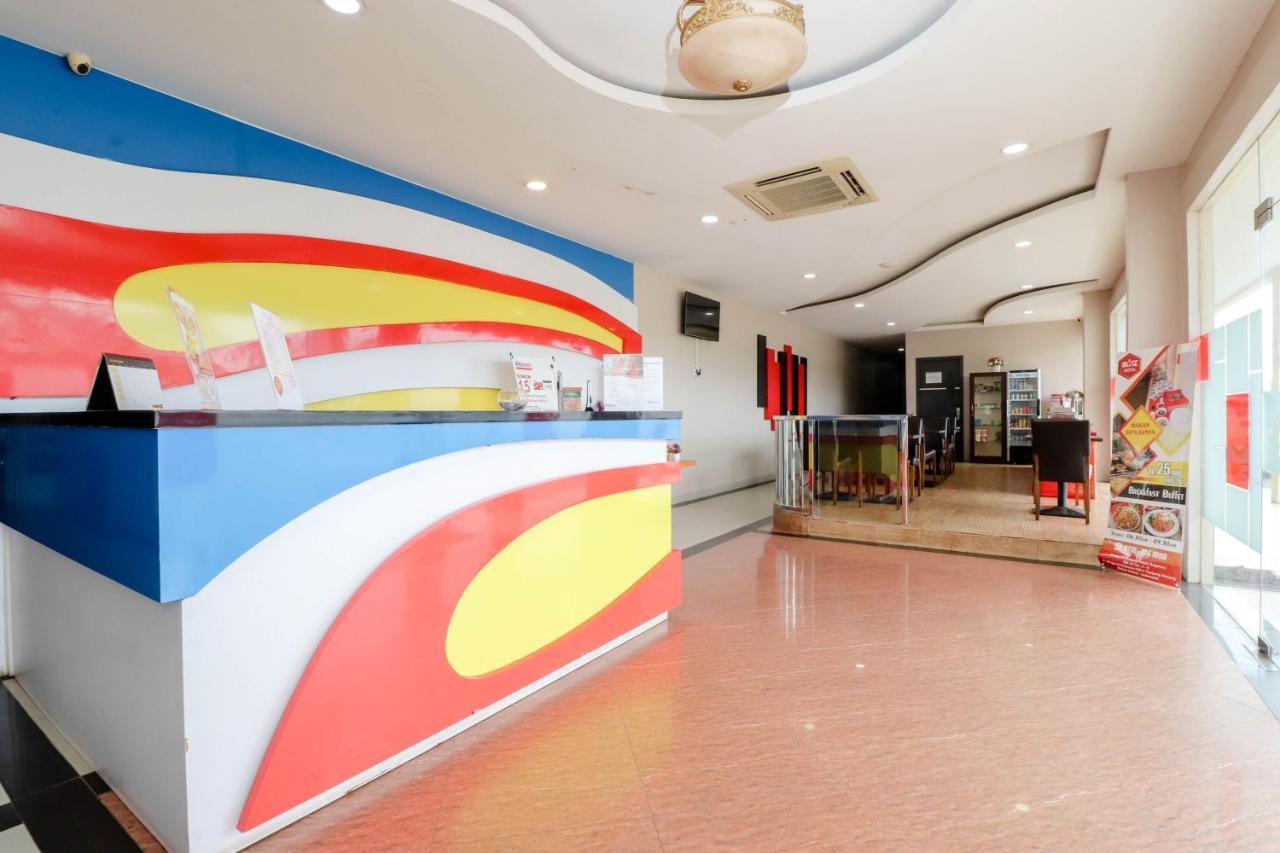 Hotel Blitz Batam Exteriér fotografie
