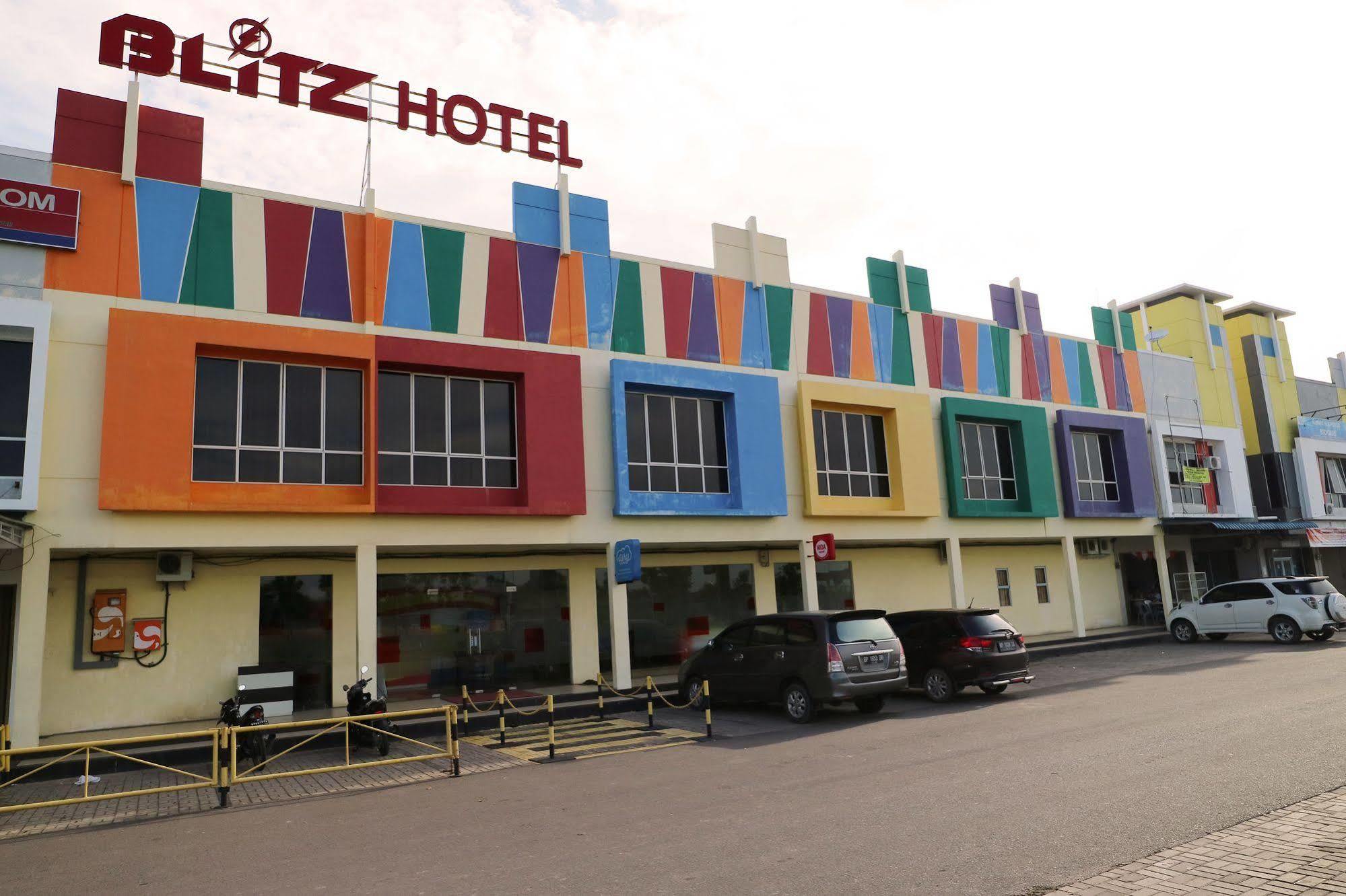 Hotel Blitz Batam Exteriér fotografie