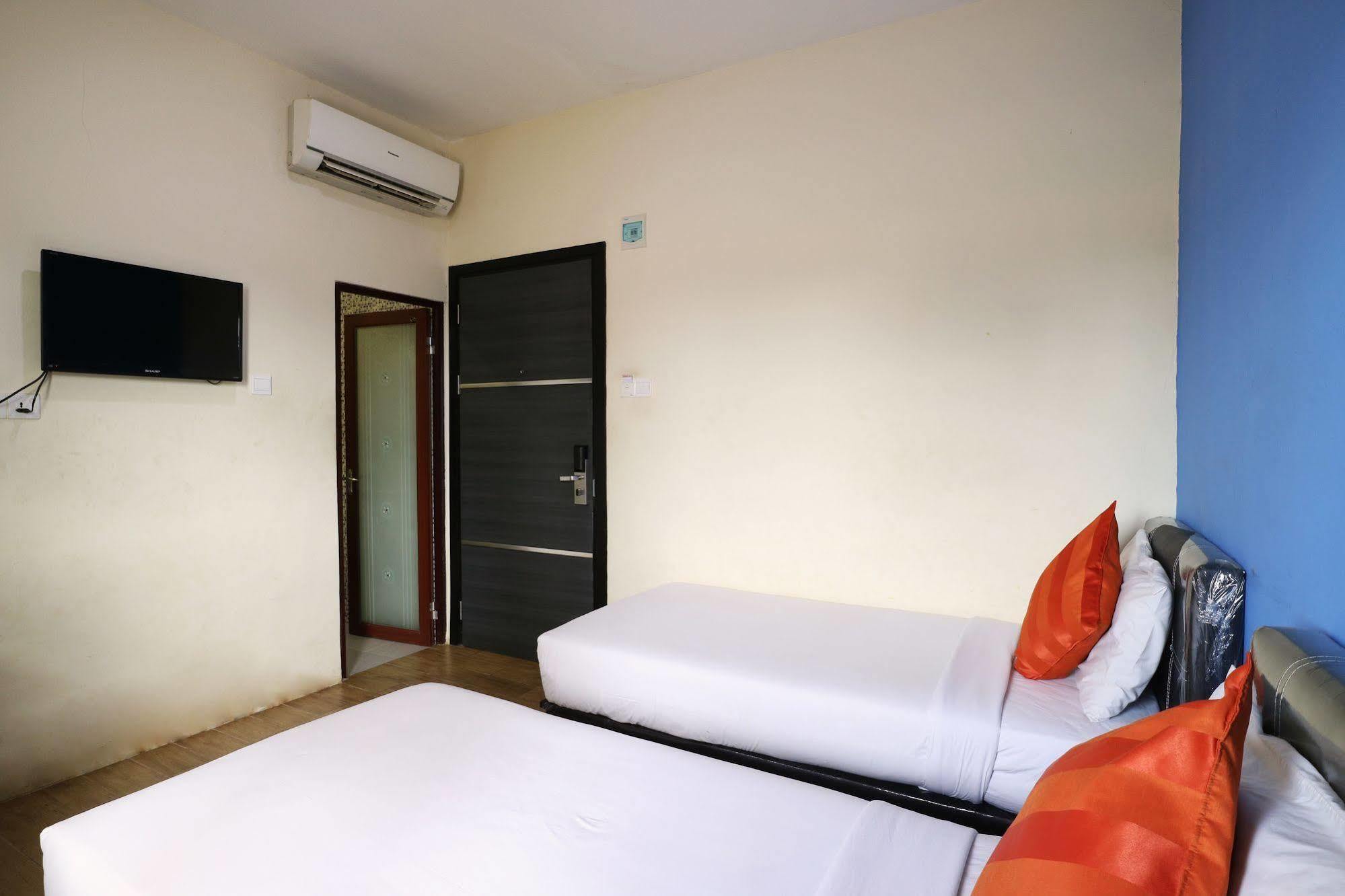 Hotel Blitz Batam Exteriér fotografie